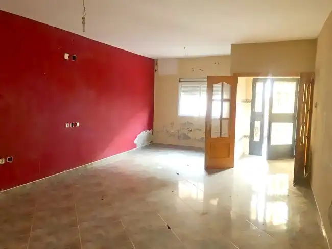 Casa adosada en venta en Linares