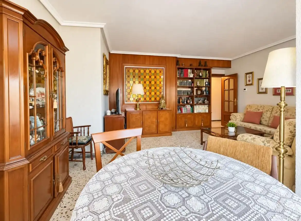Flat en asín y palacios, Romareda photo 2