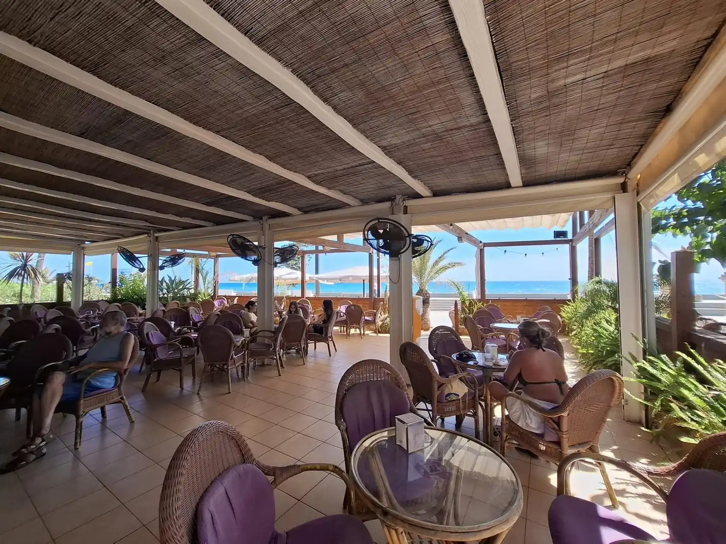 Business premises for transfer in Playa Morro de Gos, imagen 13