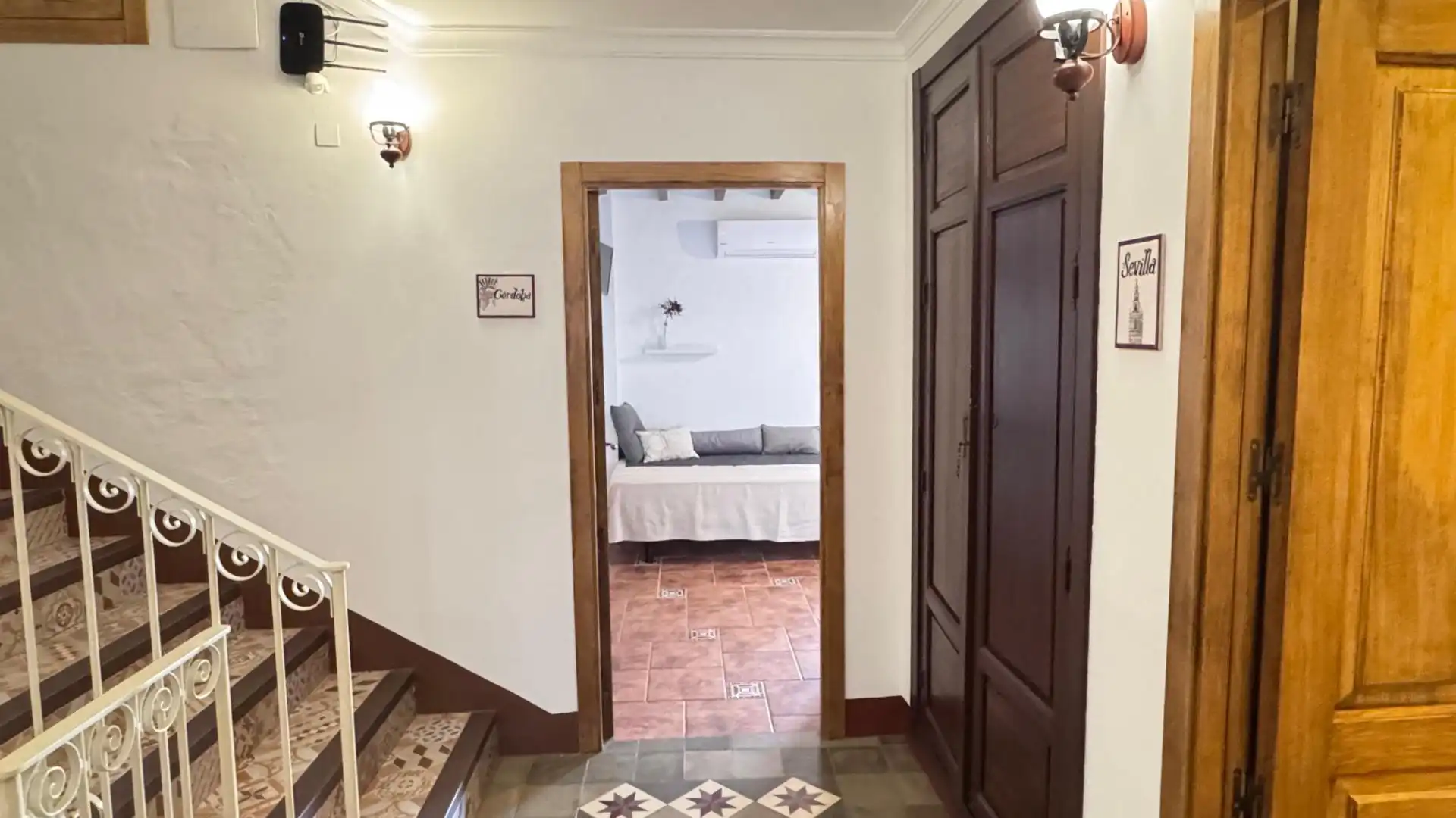 Houses for sale in Iznájar  with Air Conditioner, Heating and Terrace