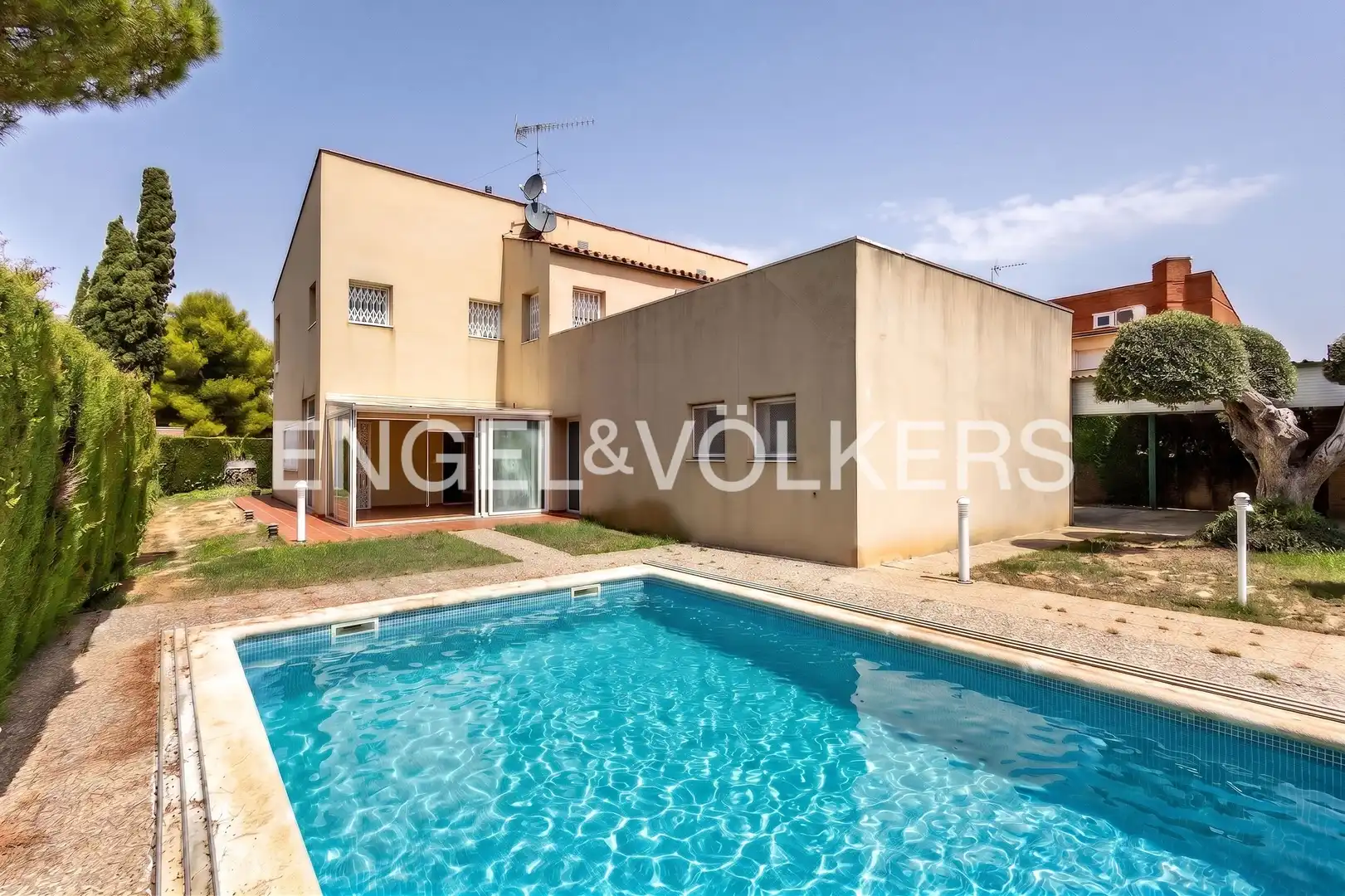 Piscina de Casa o xalet en venda en Pacs del Penedès amb Calefacció, Jardí privat i Terrassa