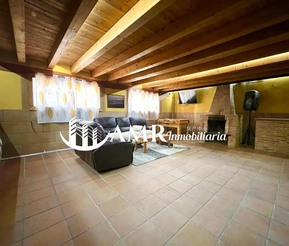 Detached homes for sale in Seseña  with Air Conditioner, Heating and Private garden