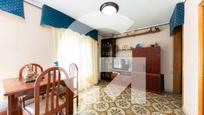 Sala d'estar de Pis en venda en Sant Boi de Llobregat amb Aire condicionat, Calefacció i Moblat