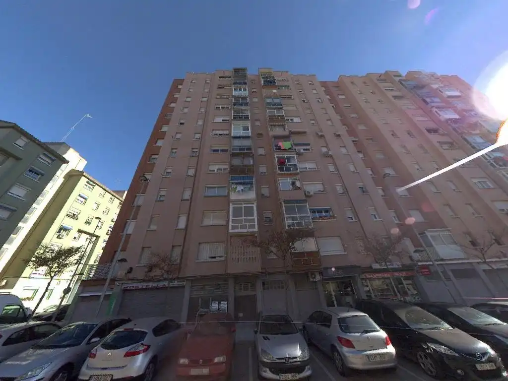 Vista exterior de Piso en venta en Sabadell