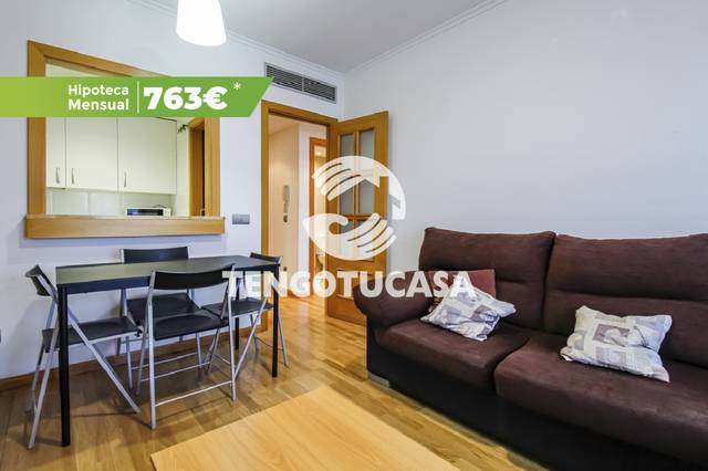 Piso en Venta en Calle de Belfast en Rejas
