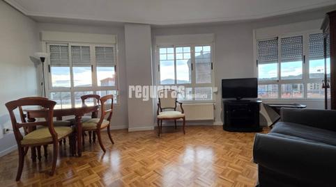 Photo 3 of Flat to rent in Calle Gonzalez Abarca, El Carbayedo - El Quirinal, Asturias