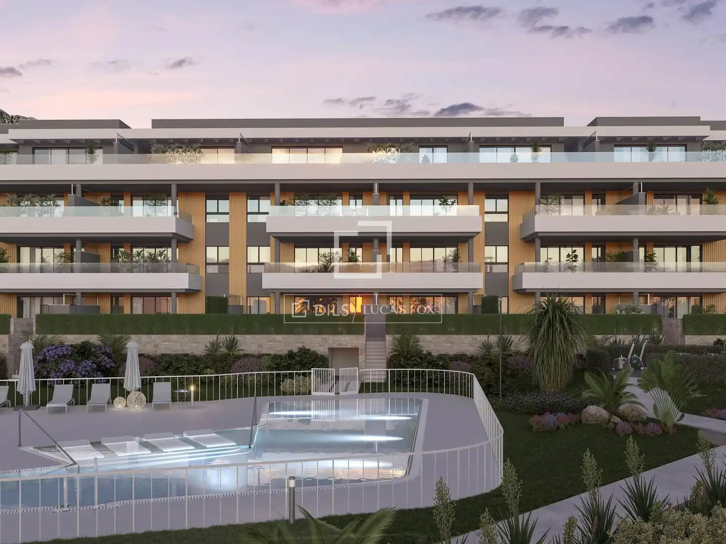 Vista exterior de Casa o xalet en venda en Torremolinos amb Aire condicionat, Calefacció i Jardí privat