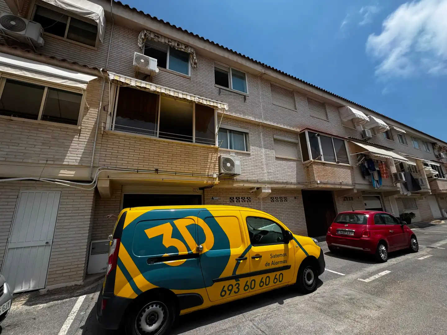 Vista exterior de Casa o xalet de lloguer en Alicante / Alacant amb Aire condicionat, Jardí privat i Parquet