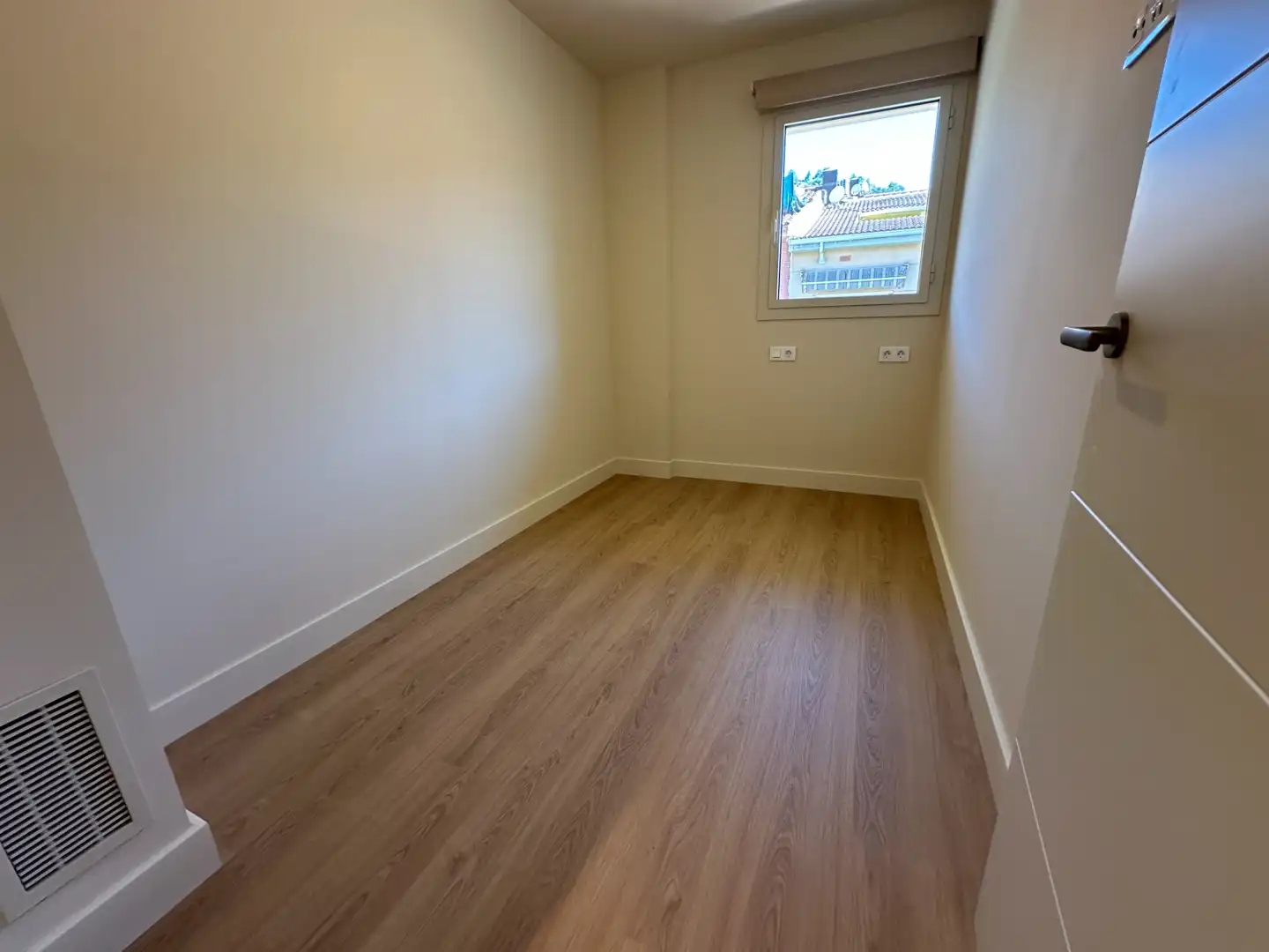 Neubau-Wohnung mit Terrasse zum Verkauf in Avinguda de Catalunya 55, imagen 9