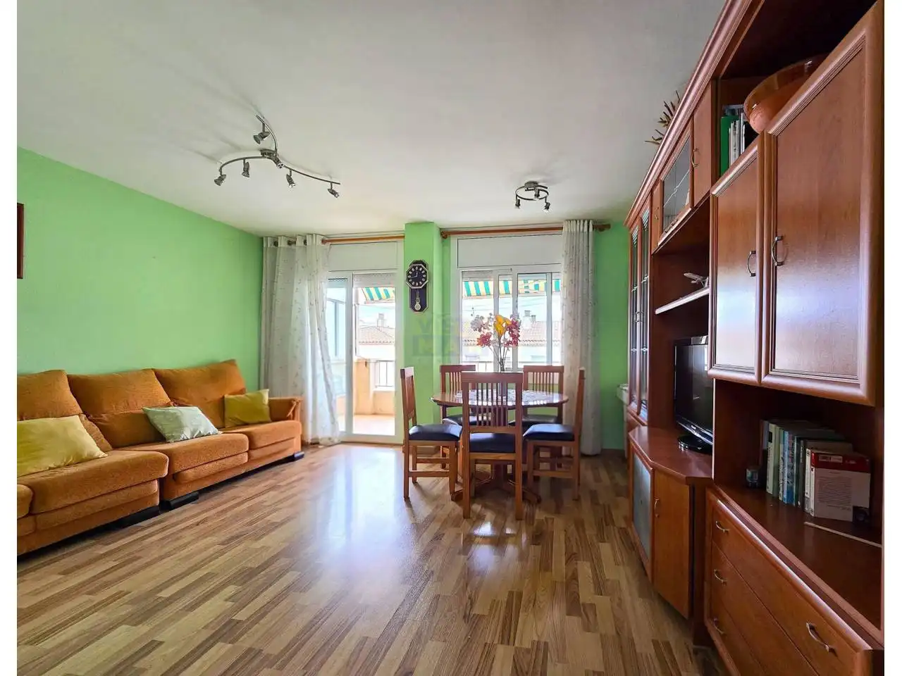 Living room of Flat for sale in Cubelles  with Parquet flooring and Terrace