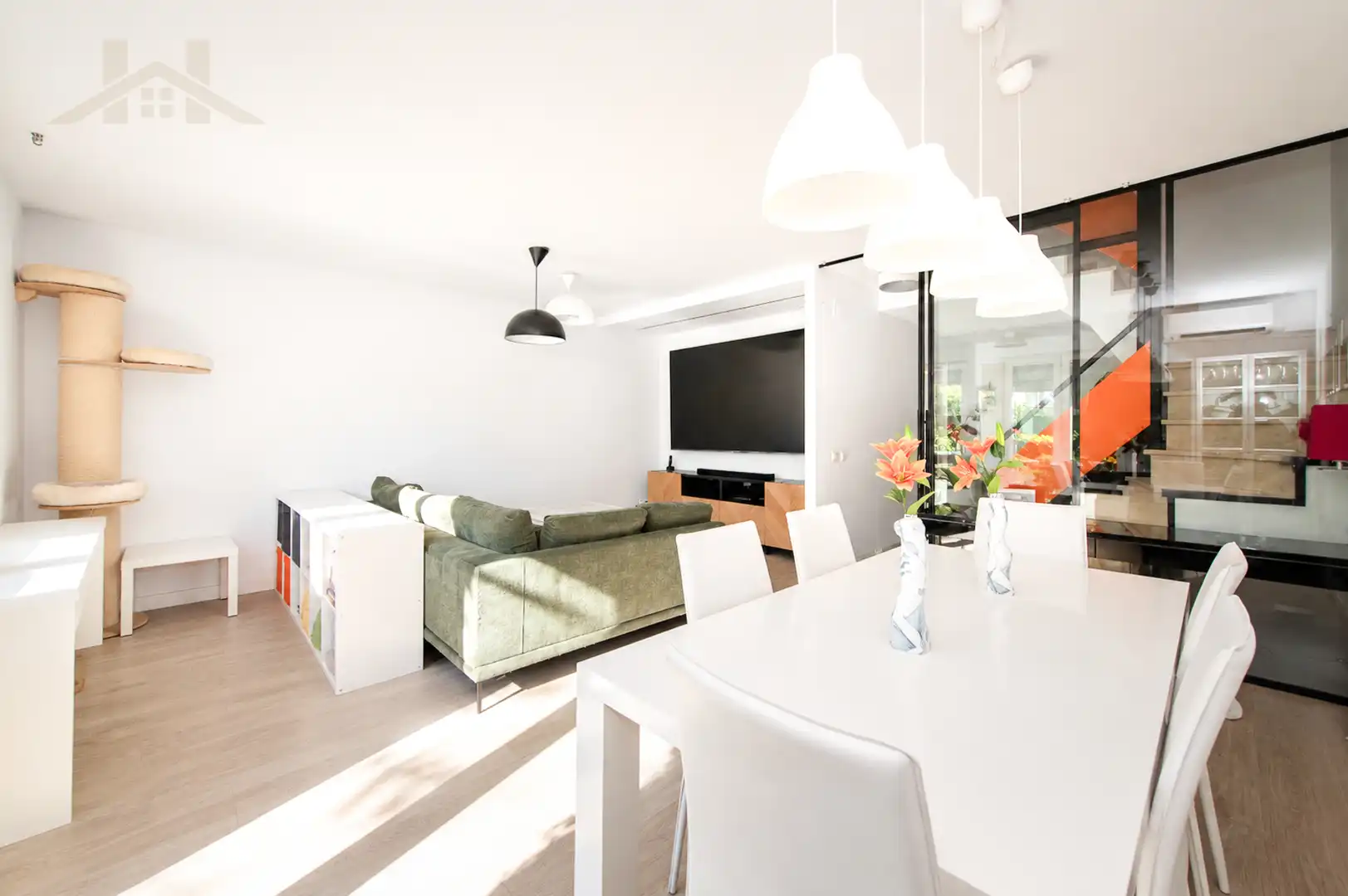 Sala d'estar de Casa o xalet en venda en Boadilla del Monte amb Aire condicionat, Calefacció i Jardí privat