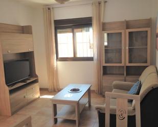 Sala d'estar de Apartament de lloguer en Villafranca de Córdoba amb Aire condicionat