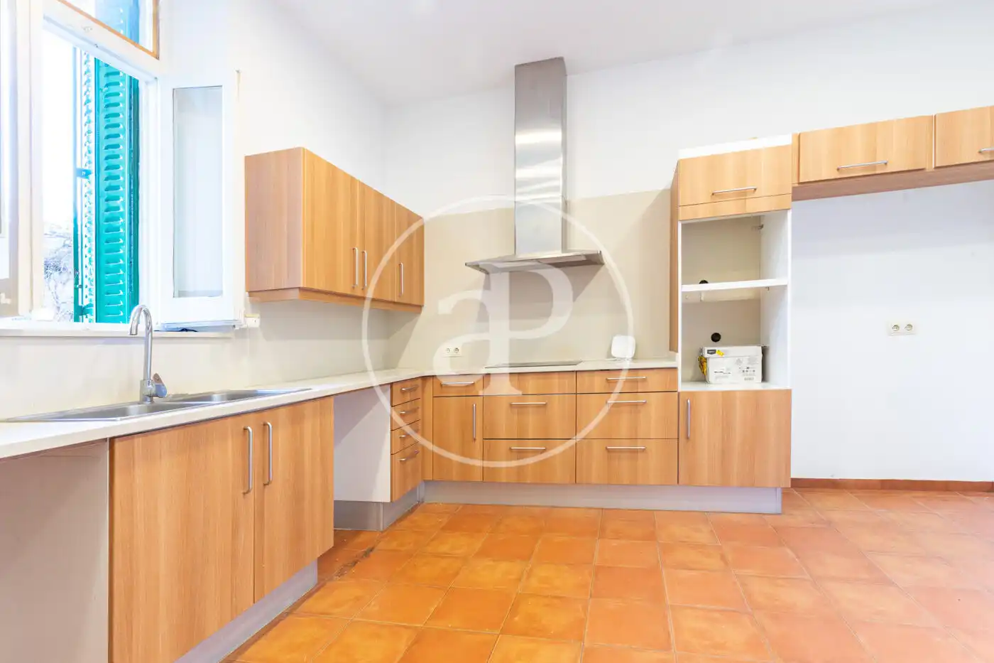 Kitchen of Houses for rent in Barcelona  with Air Conditioner, Heating and Private garden