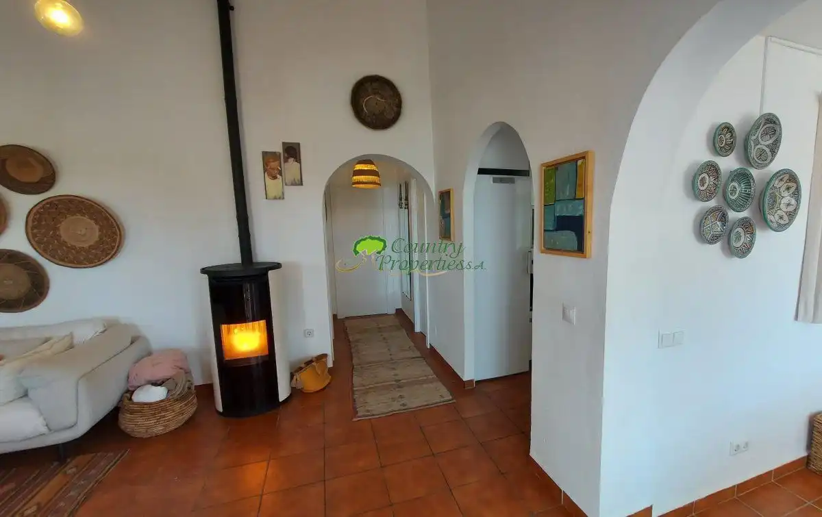 Finca rústica en venta en Torrox con Aire acondicionado, Calefacción y Jardín privado
