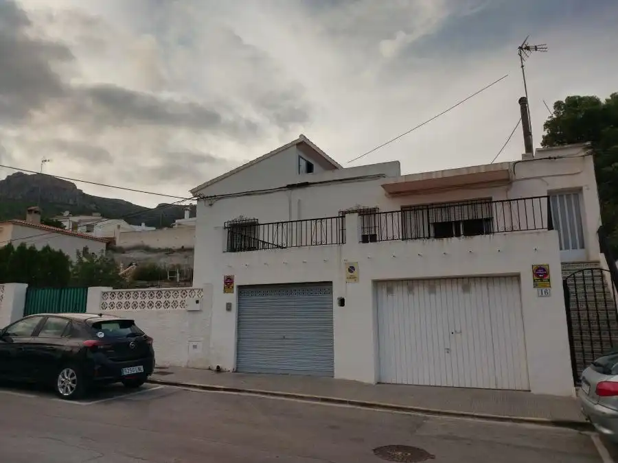 Villa con giardino in vendita a Canuta, imagen 6