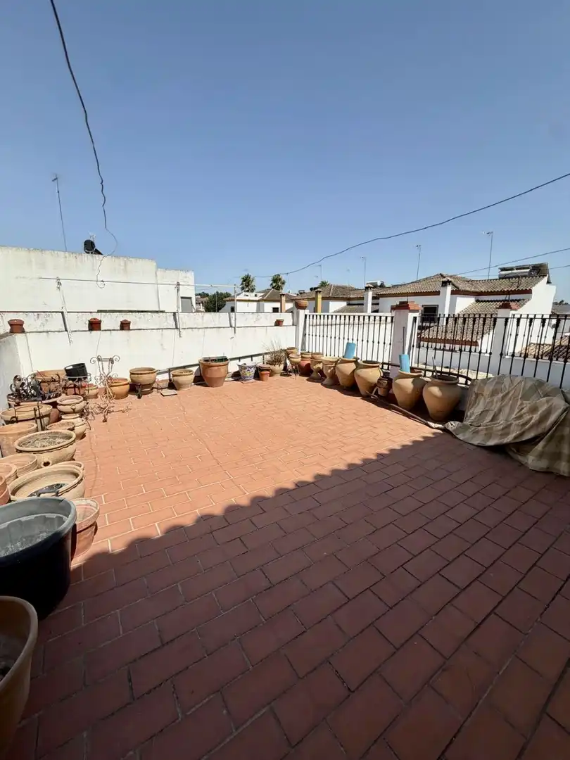 Terrassa de Casa o xalet en venda en Sanlúcar la Mayor amb Calefacció i Terrassa
