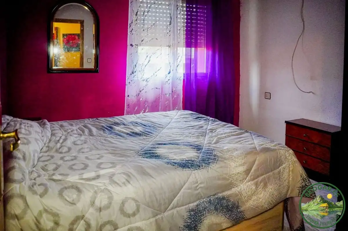 Habitación de Casa o chalet en venta en Ponferrada con Calefacción, Jardín privado y Trastero