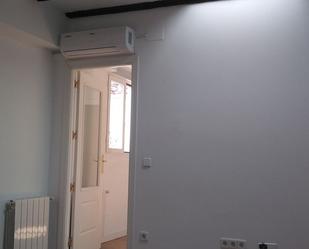 Flat to rent in  Madrid Capital  with Heating