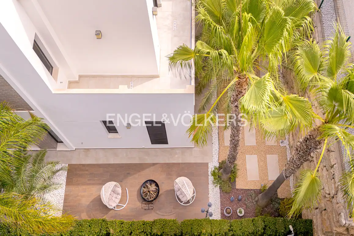 Detached house with pool for sale in Calle Copenhague, imagen 39