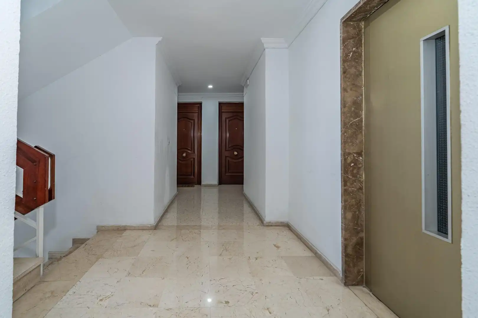 Flat for rent in Sevilla  with Air Conditioner, Heating and Furnished