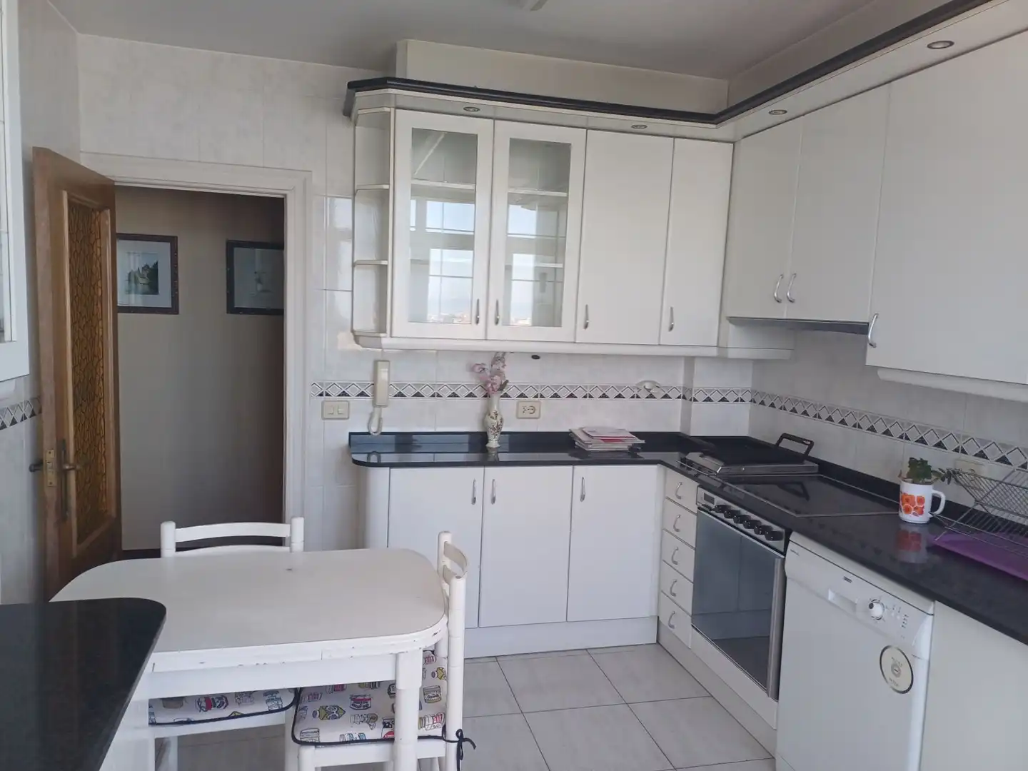 Kitchen of Flat for sale in A Coruña Capital   with Heating, Terrace and Storage room