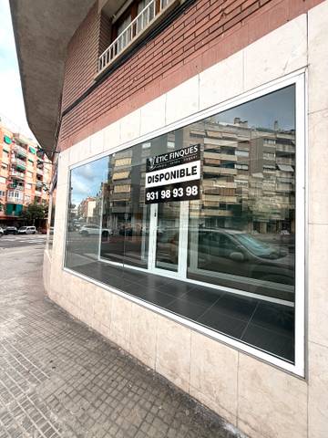 Local comercial en Alquiler en Avinguda de Josep Tarradellas, 133 en Can Boada