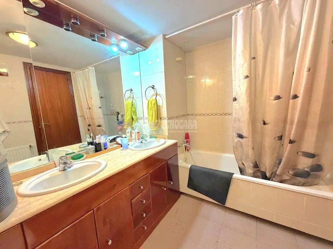 Maison jumelée avec piscine à vendre à Restón I - Restón II, imagen 13