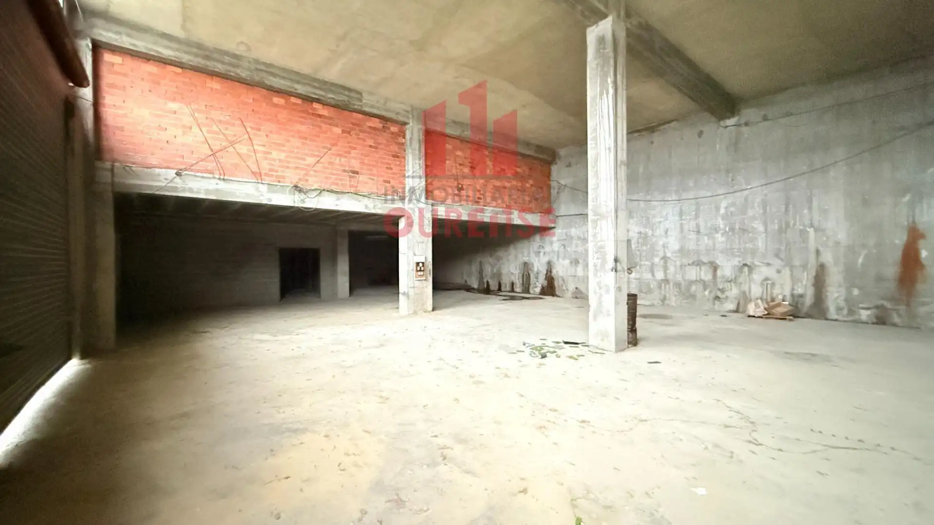Fabrikhallen zur Miete in Ourense Capital 