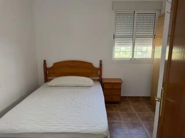 Habitación de Casa o chalet en venta en Villamartín con Amueblado y Piscina comunitaria