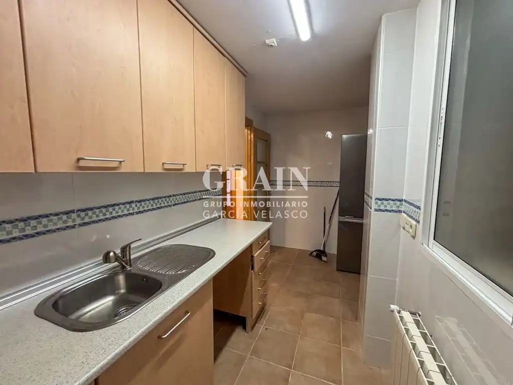 Cocina de Piso de alquiler en Albacete con Calefacción