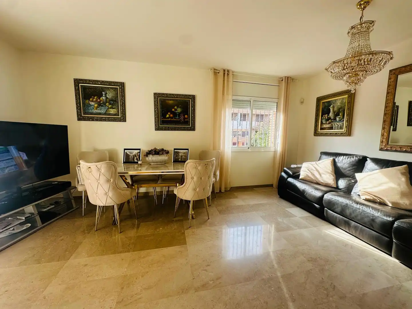 Sala d'estar de Casa o xalet en venda en Cambrils amb Aire condicionat, Calefacció i Jardí privat