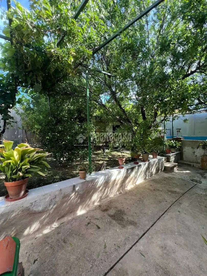 Jardín de Garaje en venta en Lupión