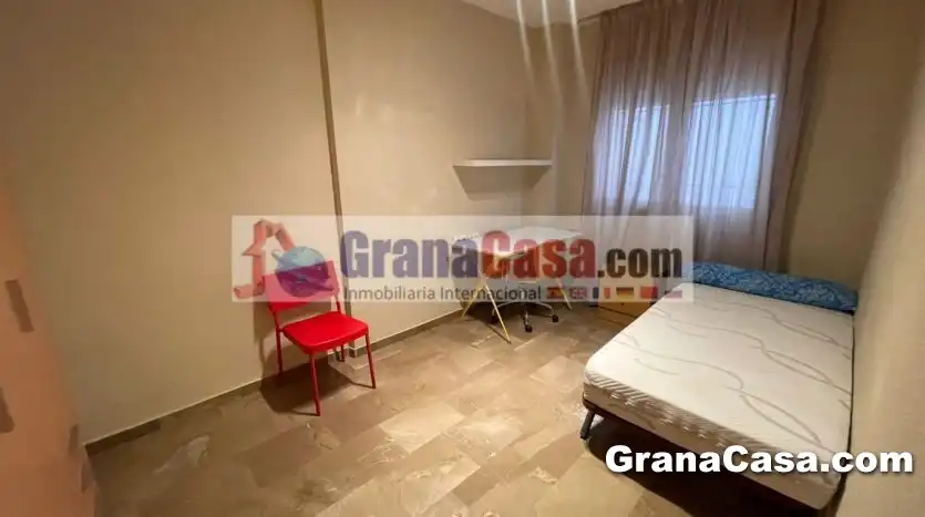 Flat with terrace to rent in Calle Gran Capitán, imagen 10