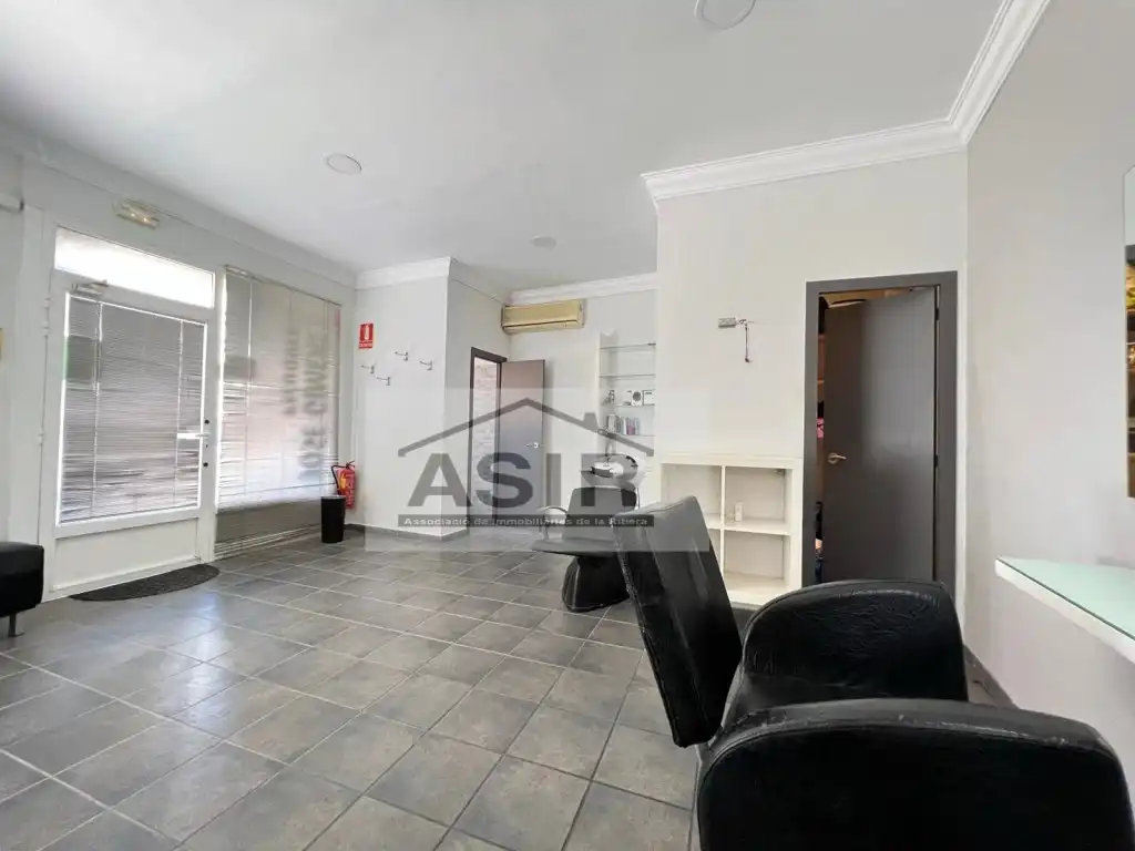 Business premises for sale in Casc Urbà, imagen 5