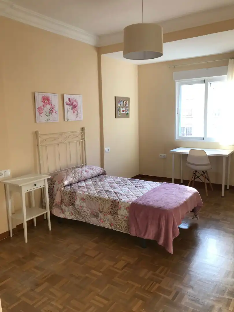 Bedroom of Flat for rent in Granada  with Terrace, Furnished and Microwave