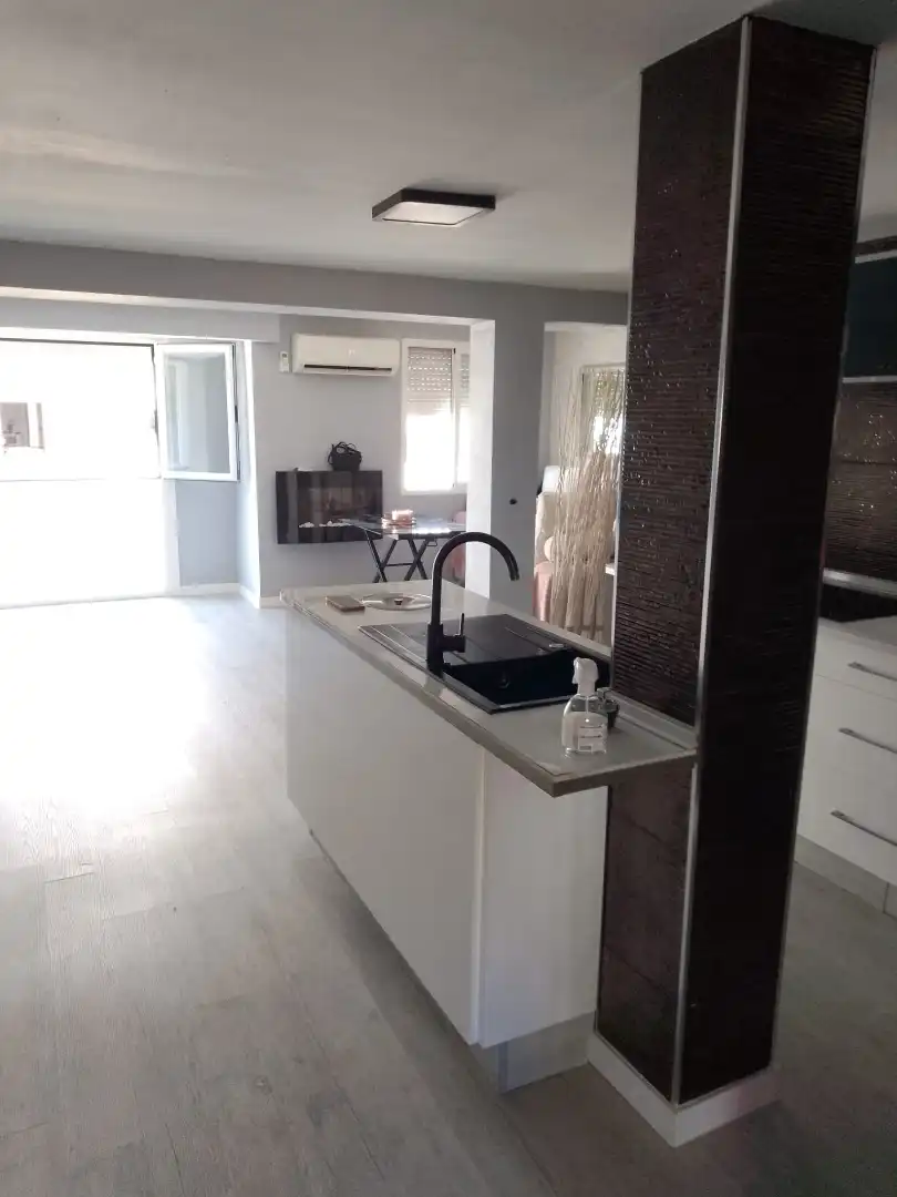 Kitchen of Flat for sale in Sevilla  with Air Conditioner and Terrace