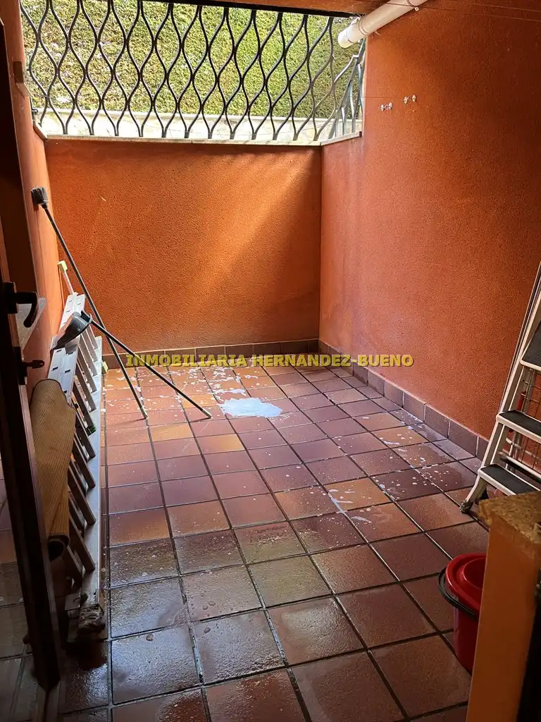 Jardín de Casa o chalet en venta en Carbajosa de la Sagrada con Aire acondicionado, Calefacción y Jardín privado