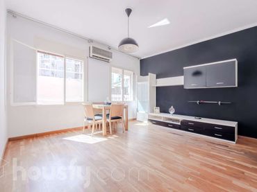 Flat with lift for sale in Calle Regent Mendieta .