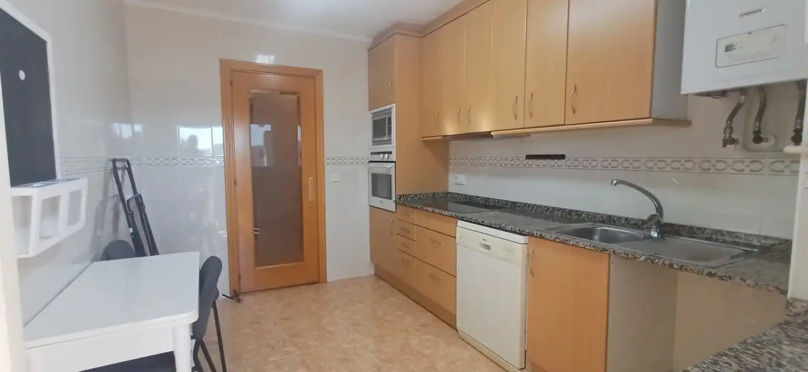 Küche von Wohnung zur Miete in Lleida mit Klimaanlage, Heizung und Terrasse