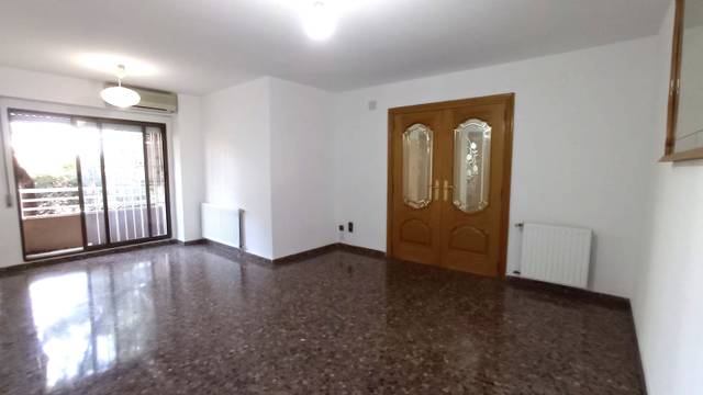 Piso en Venta en AV PIO XII en Barrio de Campanar