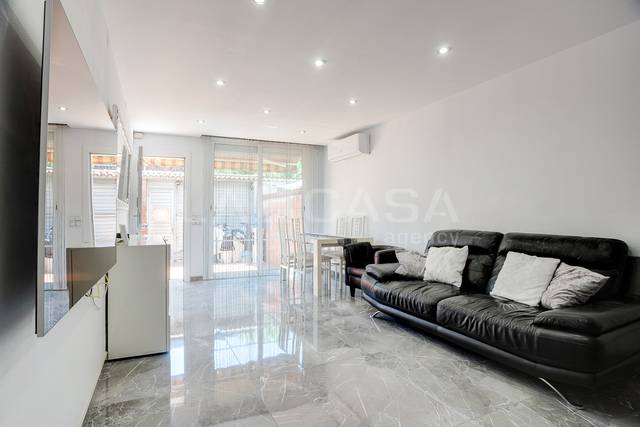 Casa adosada en Venta en El Besós i el Maresme