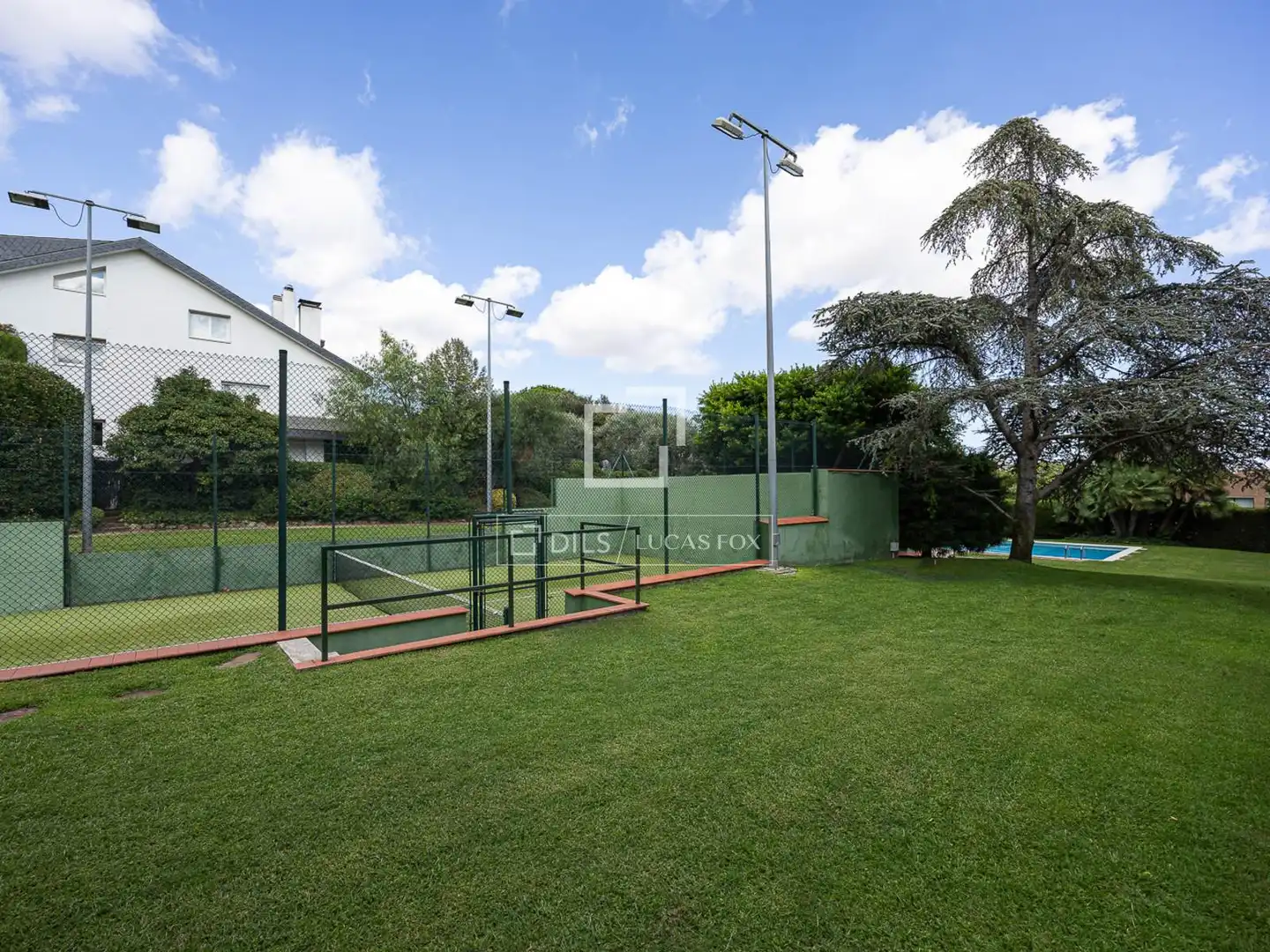 Jardín de Casa o chalet en venta en Barcelona con Aire acondicionado, Terraza y Trastero