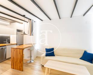 Exterior view of Attic to rent in  Barcelona Capital  with Air Conditioner, Terrace and Balcony