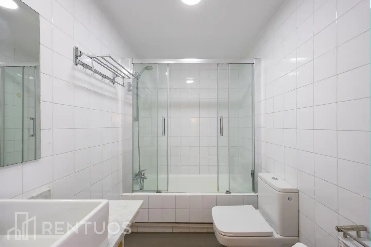 Badezimmer von Dachboden zur Miete in Madrid mit Klimaanlage, Parkett und Terrasse