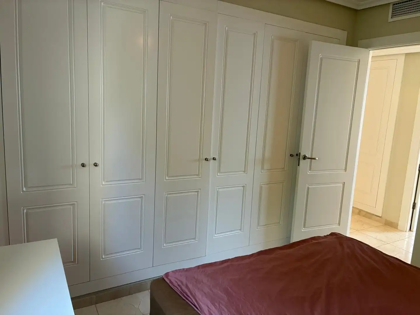 Schlafzimmer von Dachboden zum Verkauf in Altea mit Klimaanlage, Heizung und Möbliert