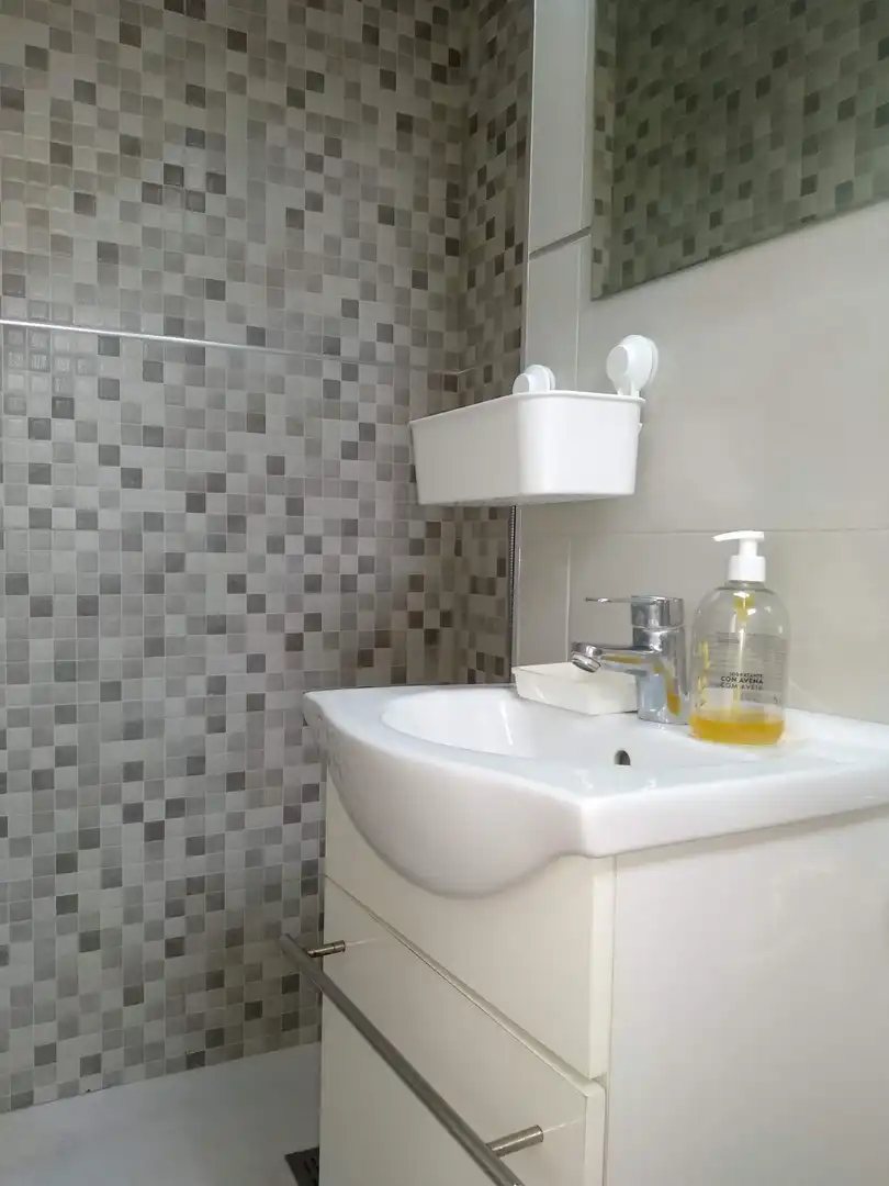 Baño de Piso de alquiler en Valencia con Aire acondicionado y Amueblado