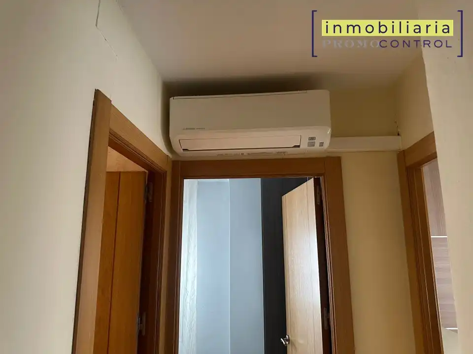 Habitación de Piso en venta en Zuera con Aire acondicionado, Calefacción y Amueblado
