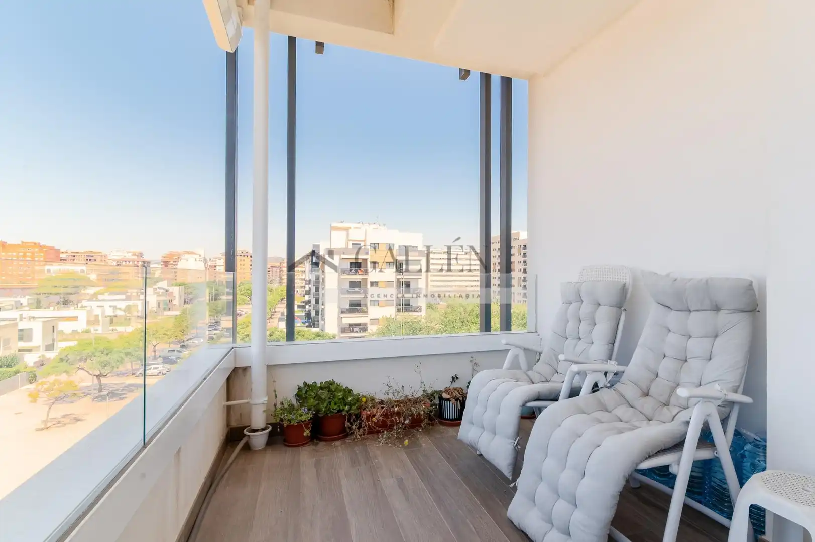 Terraza de Piso en venta en Castellón de la Plana / Castelló de la Plana con Aire acondicionado, Terraza y Trastero