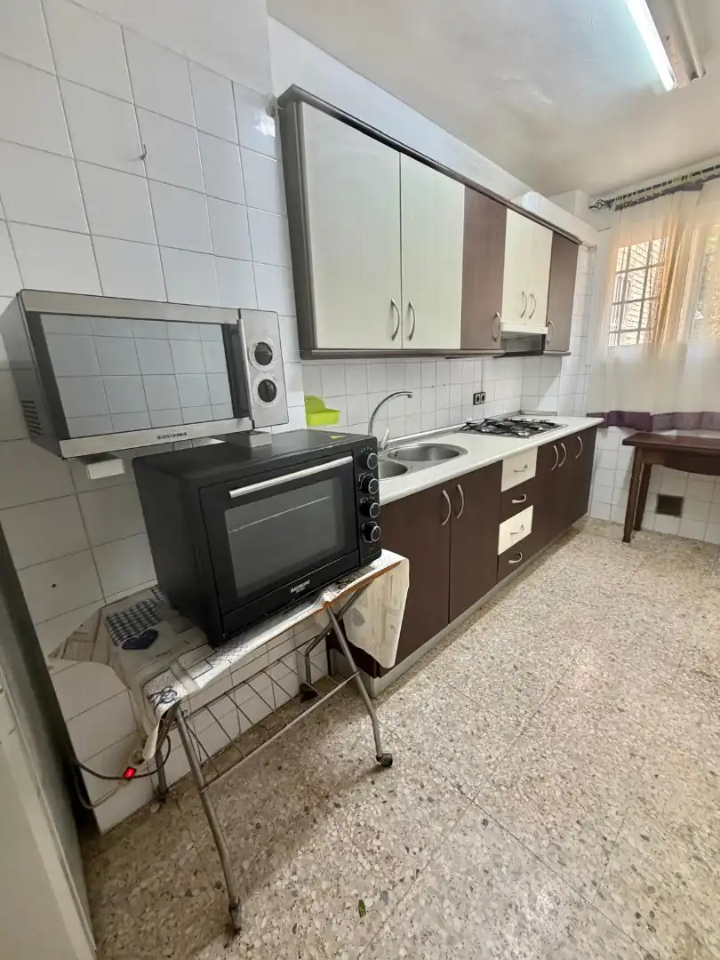 Cuina de Pis en venda en Jaén amb Aire condicionat, Moblat i Balcó
