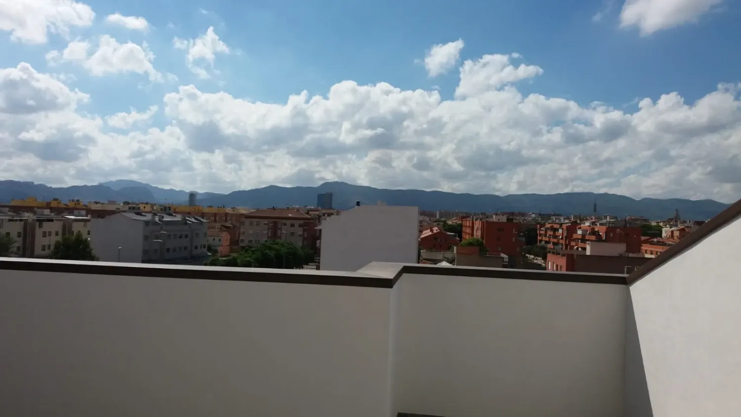 Ático de alquiler en Juan de Borbón